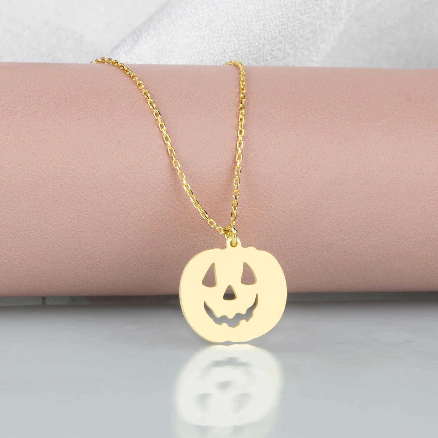 Dainty Pumpkin Halloween, Pumpkin Necklace, Silver Pumpkin Necklace, Dainty Pumpkin Halloween Gifts.