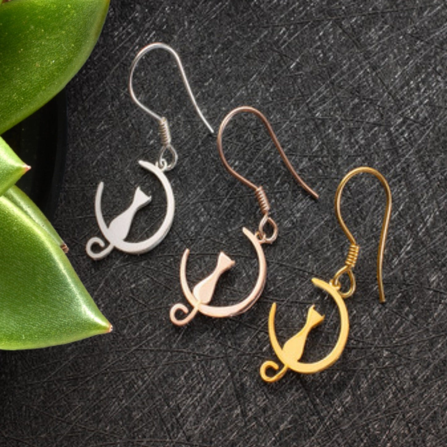Cat Moon Dangle Drop Earrings, Cat Lovers Gift, Minimalist Cat Earrings, Cat Earrings, Cat Jewelry, Best Friend Gift, Birthday Gift for Her