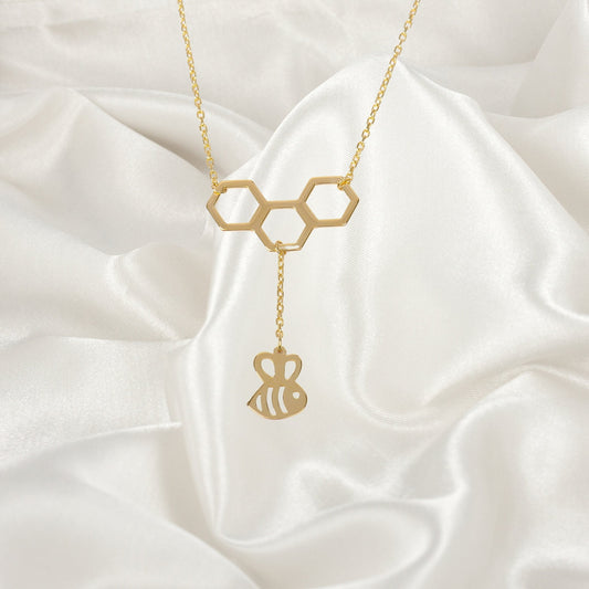 Bumble Bee Necklace, Best Friend Gift, Animal Jewellery, Bee Necklace, Bee Jewelry, Bee Comb Necklace, Honey Bee Necklace
