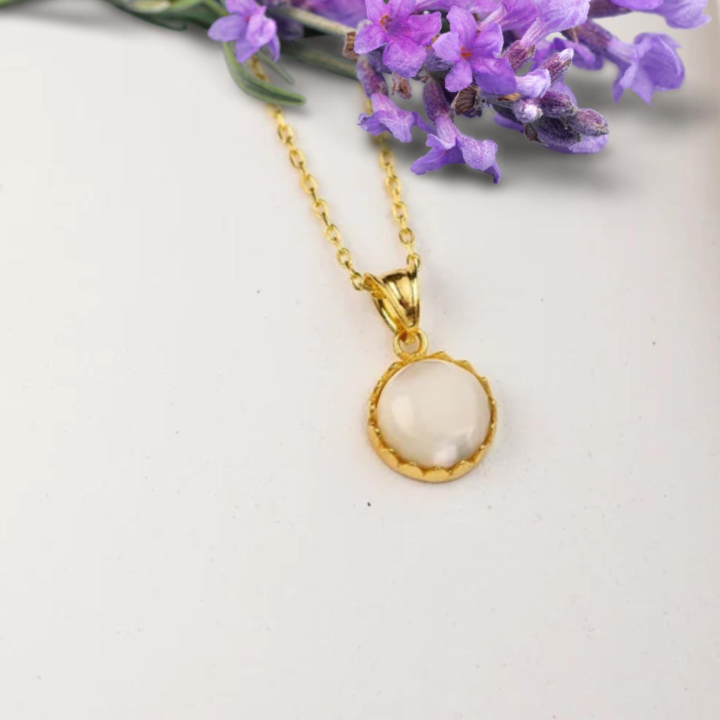 Small Pearl Necklace, Round Pearl Pendant, Minimalist Everyday Necklace, Bridesmaid Gifts, Bridal Necklace, Wedding Necklace
