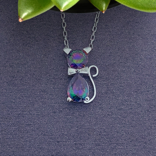 Sterling Silver Cat Necklace, Cat Lover Gifts, Tiny Kitten Pendant Necklace, Gift for Animal Lovers, Kitty necklace, Cute Cat necklace